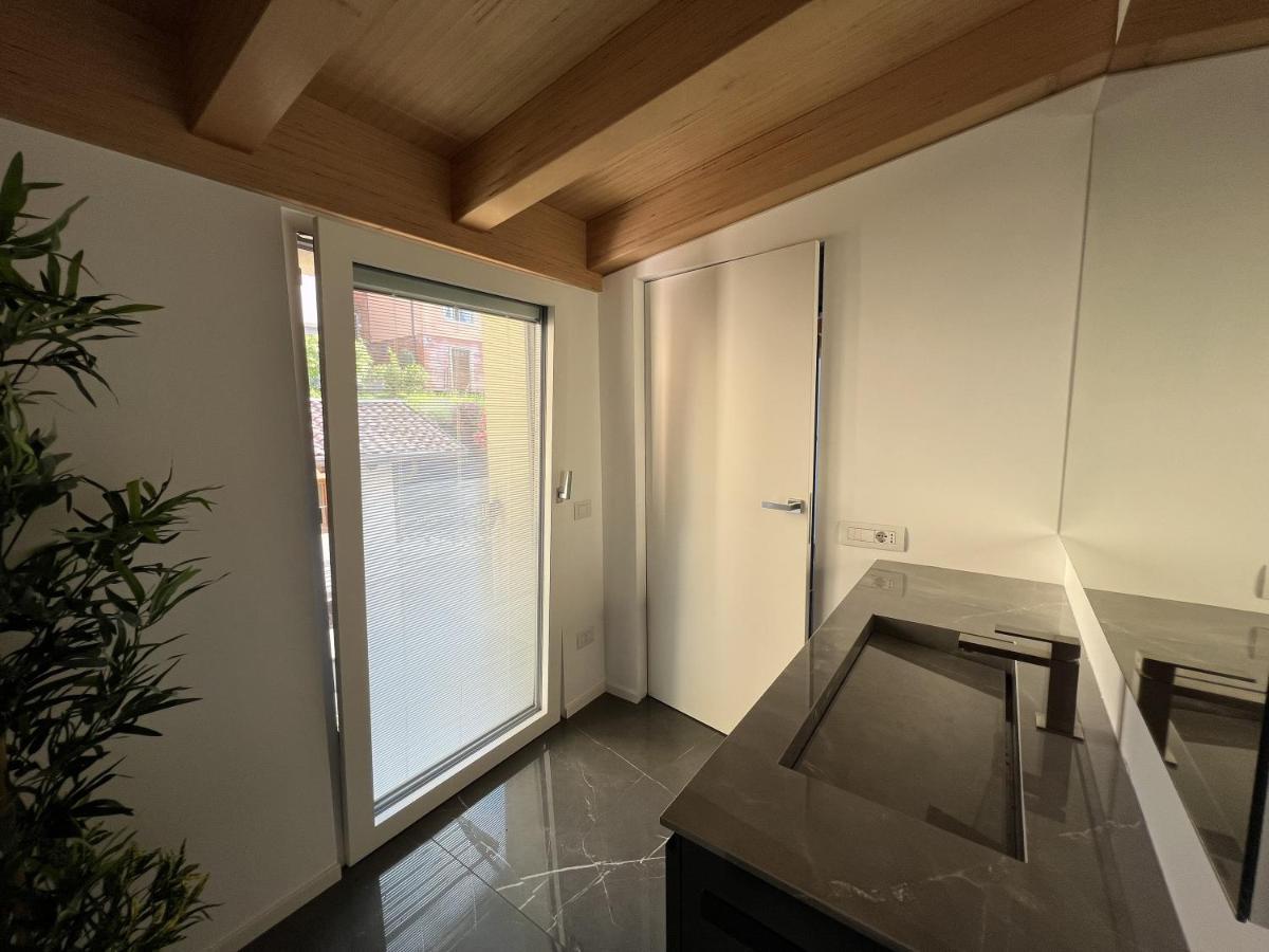Luxury Lakefront Penthouse Lezzeno Kültér fotó